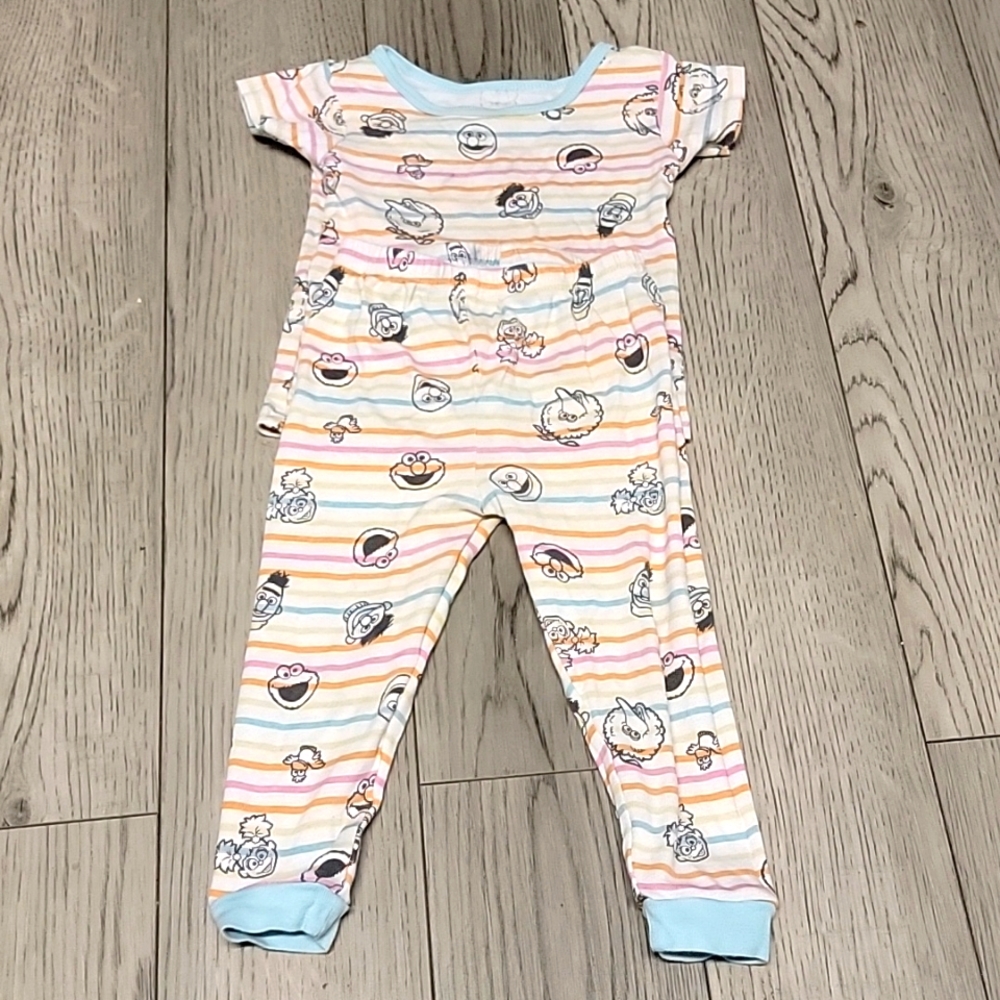2 piece Sesame Street pajama set